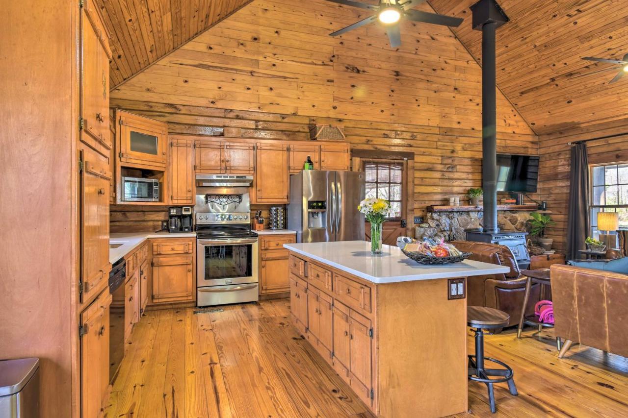 Luxury Pearcy Cabin With 5 Private Acres And Hot Tub! Exterior photo
